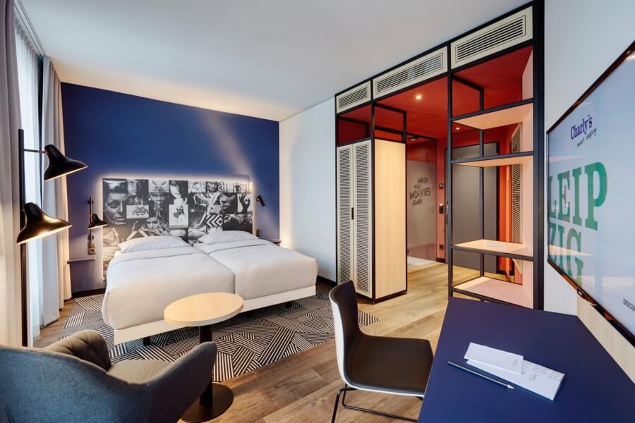 interior hotel rooom hotele legere express charlys house - apto architects